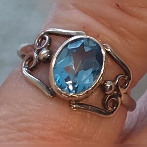 SKY BLUE TOPAZ RING SET IN STERLING SILVER 925 SIZE 7.5